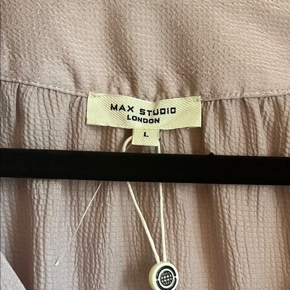 NWT  Max Studio Soft Pink Blouse - Picture 2 of 6
